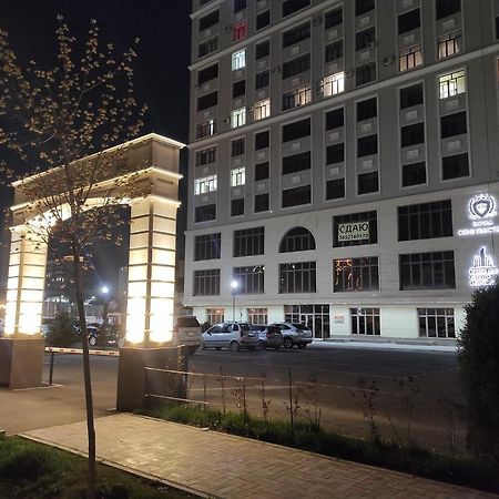 Prestigious Apartment In 비슈케크 외부 사진