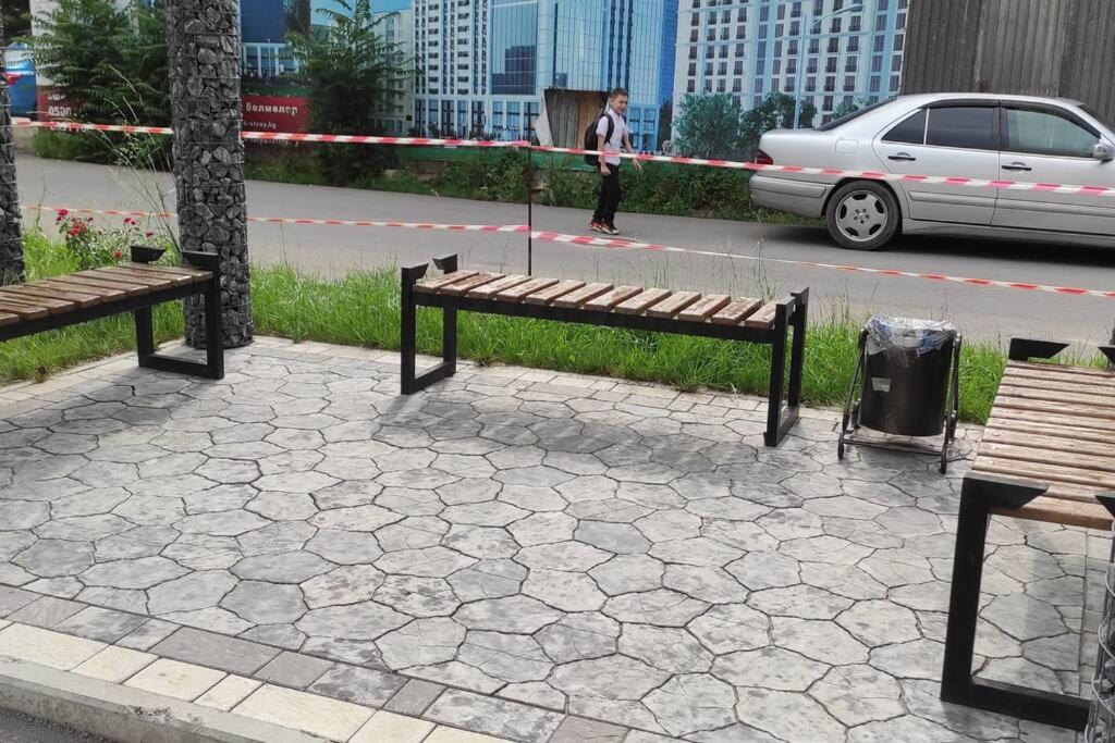 Prestigious Apartment In 비슈케크 외부 사진